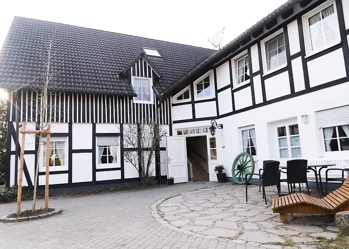 Hof Koehne - Haus Am Spielplatz - Taube Schmallenberg